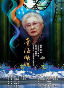他扒开我的内裤把舌头伸进去